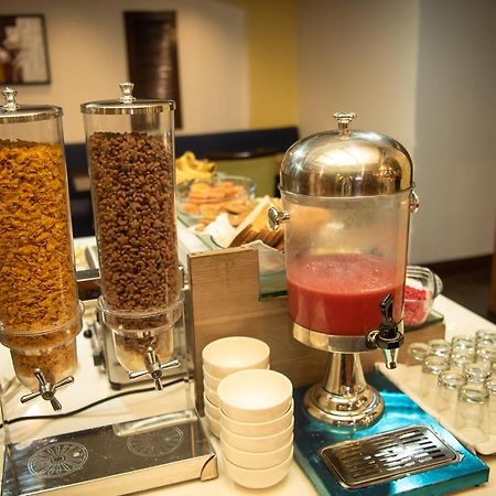 שירדי Hotel Abigail Goradia'S מראה חיצוני תמונה